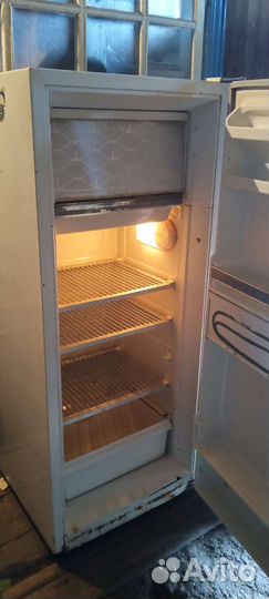 Холодильник