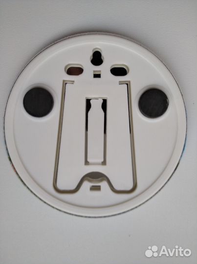 Магнит на холодильник