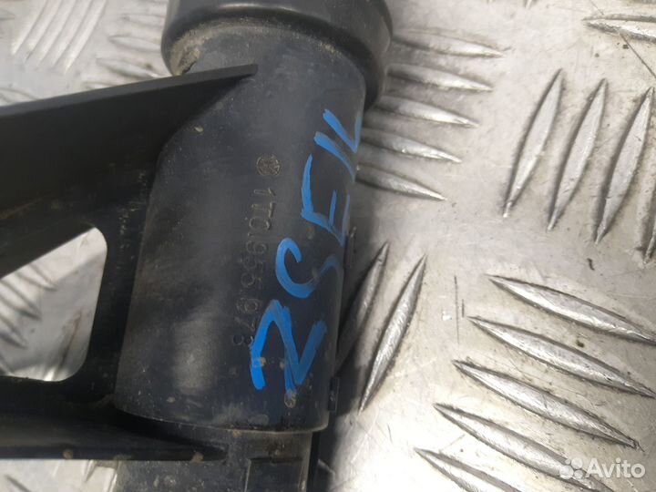 Б/У Форсунка омывателя фары