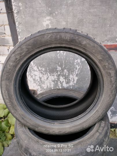Kumho 722 R17 98W