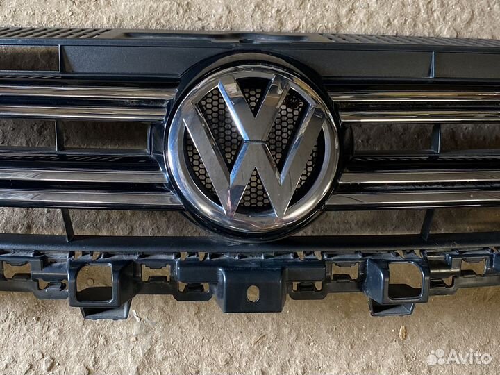 Решетка радиатора volkswagen tiguan