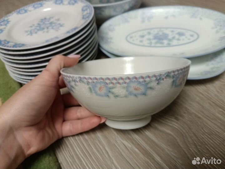 Столовый сервиз новый