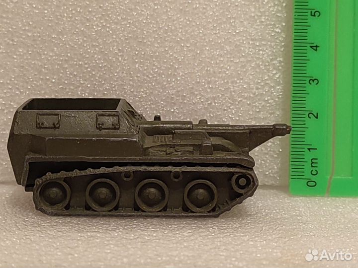 Игрушка для детей. Машинка. Самоходка