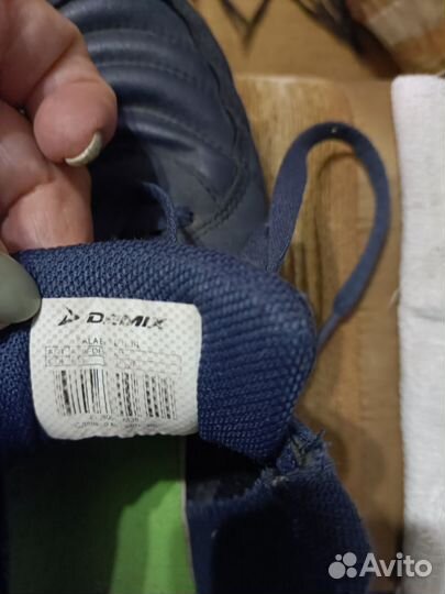 Бутсы - кроссовки для мальчиков. Demix. Размер 38