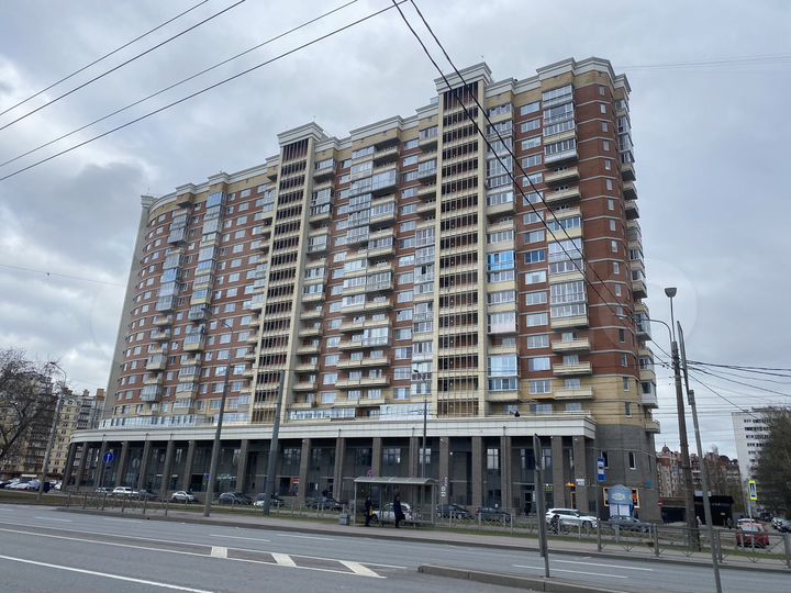 Машиноместо, 18 м²