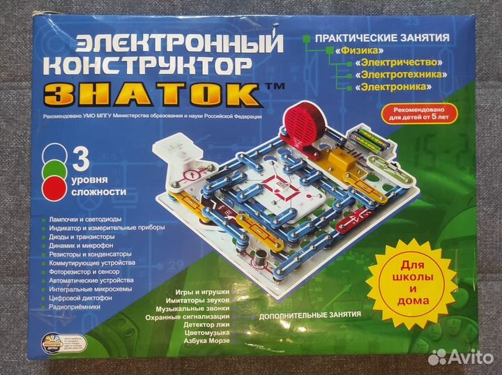 Электронный конструктор Знаток
