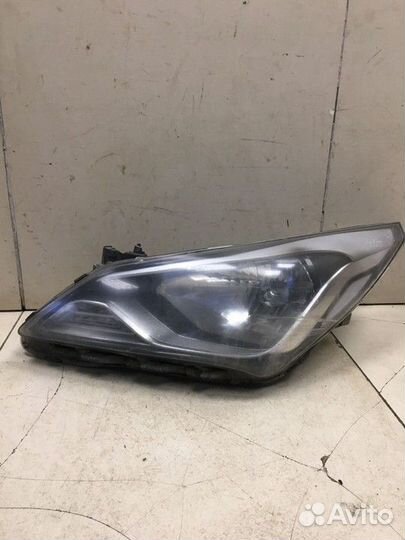 Фара левая Hyundai Solaris