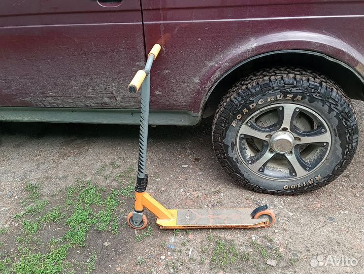 Трюковой самокат