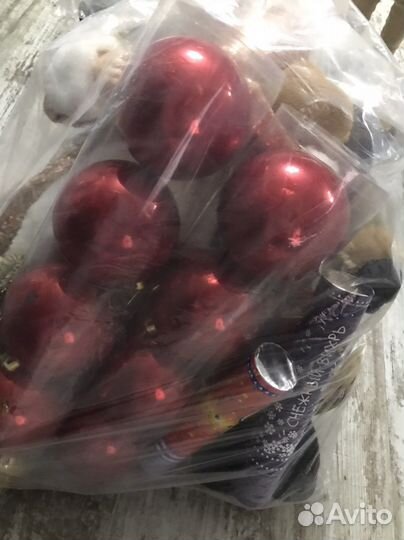 Шары, цветы, цепочки