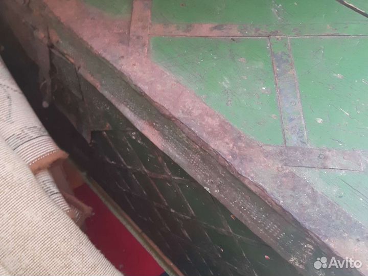 Сундук деревянный старинный