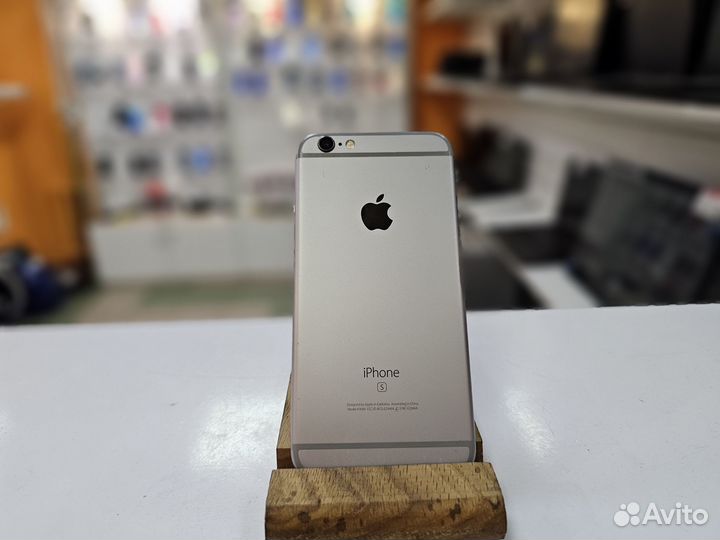 iPhone 6S, 16 ГБ