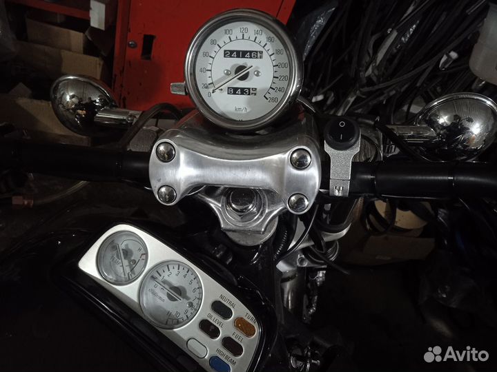 V-Max 1200