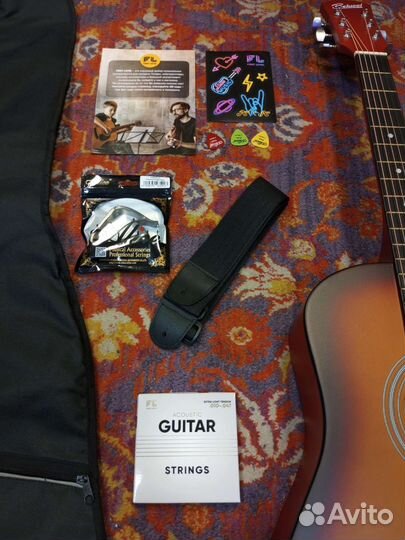 Гитара новая комплект большой