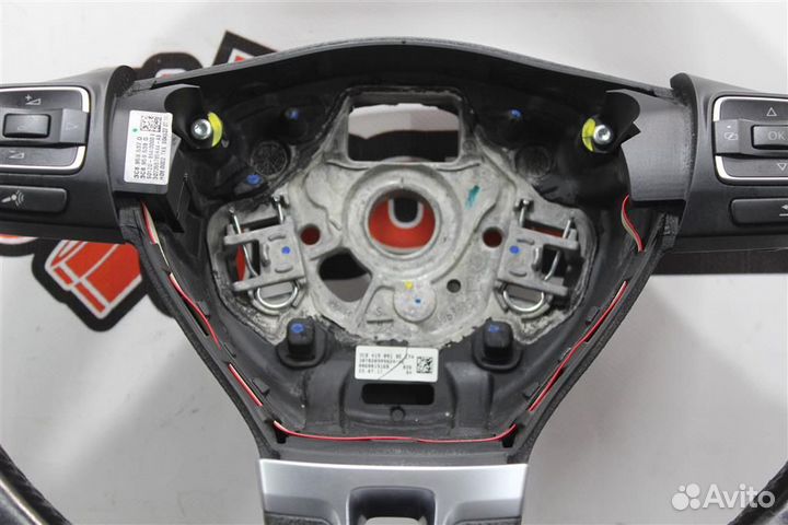 Руль volkswagen Golf 6