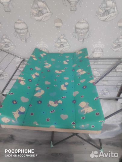 Пеленальная доска на кроватку