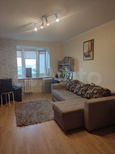 3-к. квартира, 93 м², 12/14 эт.