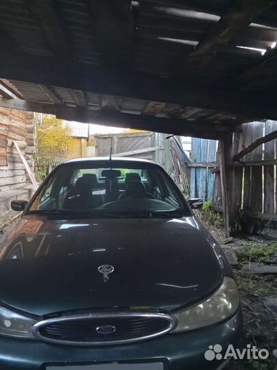 Ford Mondeo 1.8 МТ, 1997, 340 000 км