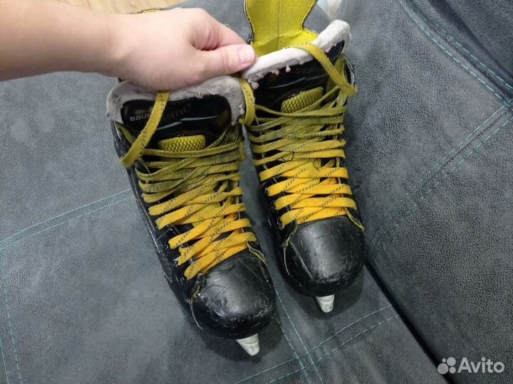 Коньки хоккейные разные, размер 35-37