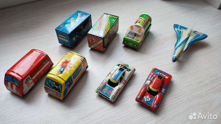 Металлические машинки, самолёт, цирк, спецслужбы