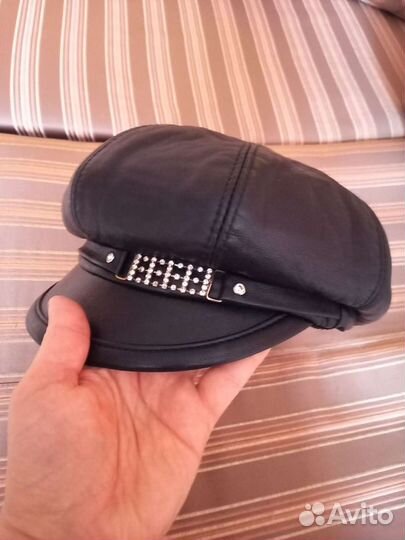 Кепка кожаная женская зима