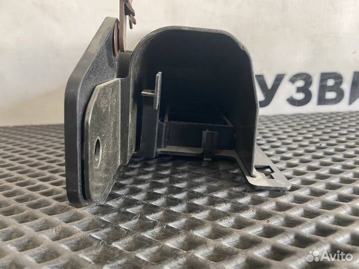 Крышка Volvo FH4 82209315