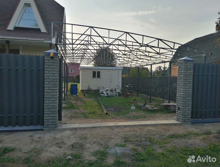 Навес металлический под поликарбонатом