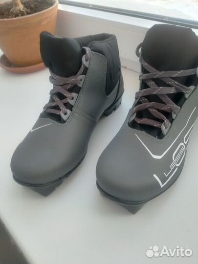 Лыжные ботинки 37 размер