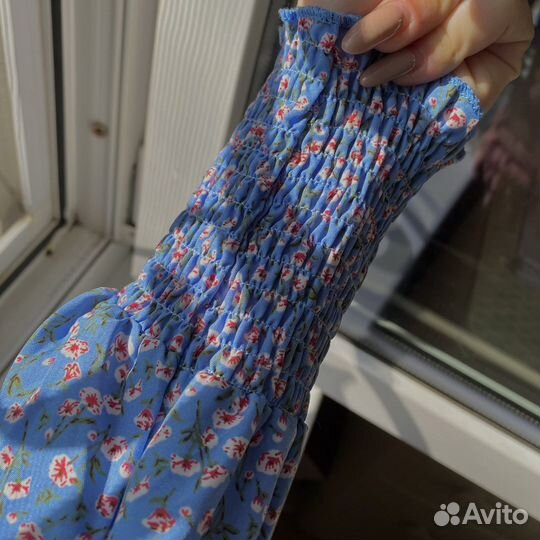 Блузка с объемными рукавами