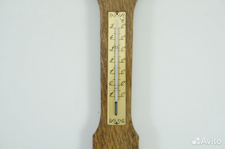 Винтажная метеостанция