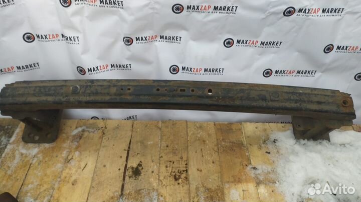 Усилитель переднего бампера Ford Fision/Fiesta MK5