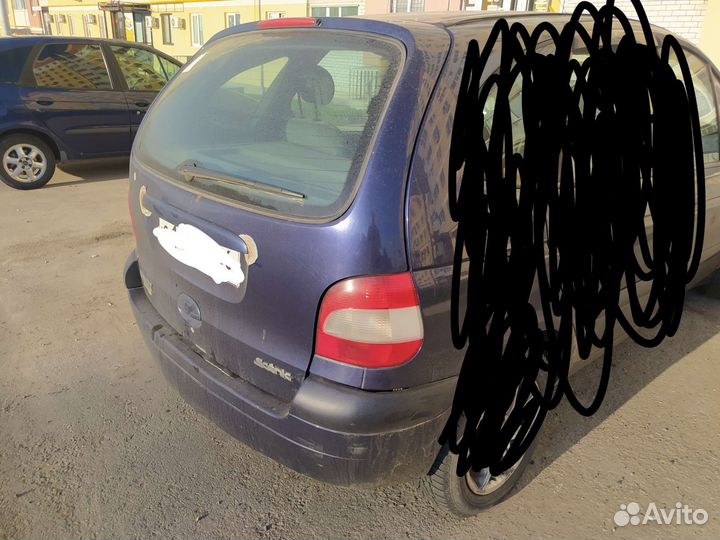 Крышка багажника на renault scenic