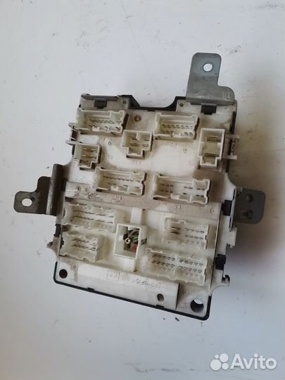 Блок предохранителей Nissan Maxima A32