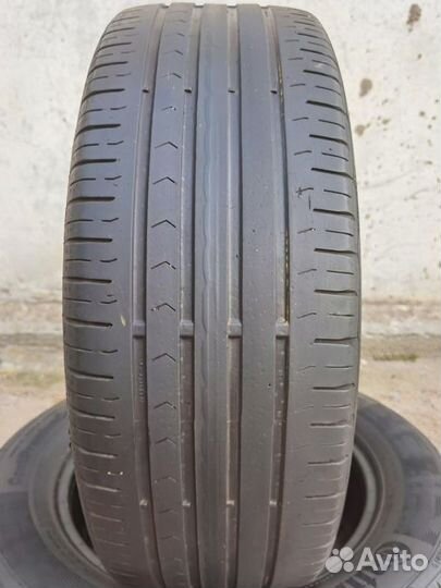 Continental ContiPremiumContact 5 215/60 R16 95H