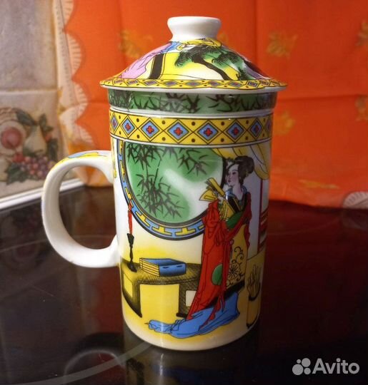 Кружка фарфоровая
