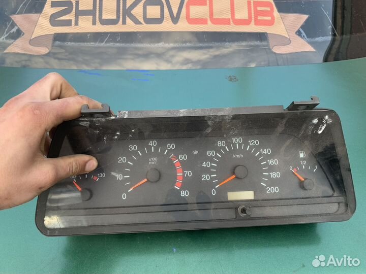 Приборная панель ваз