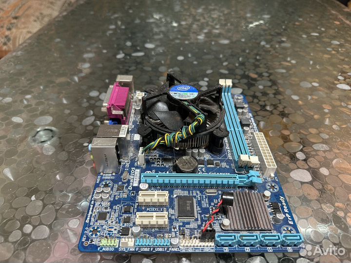 Материнская плата с процессором