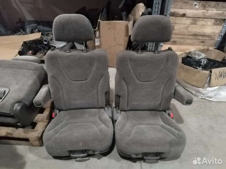 Средний раздельный ряд Chariot Grandis