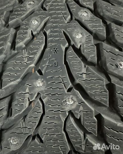 Nokian Tyres Hakkapeliitta 9 SUV 255/40 R20