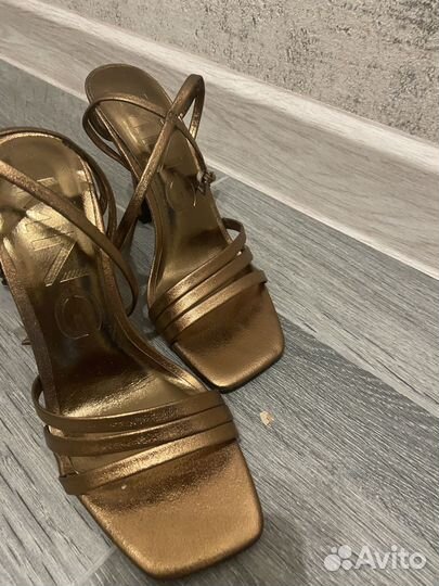 Продам обувь