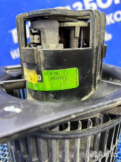 Моторчик печки Opel Vectra B седан 1998