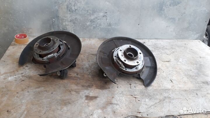 Кулак задний BMW E81 E87 E90 E91 E92 E93