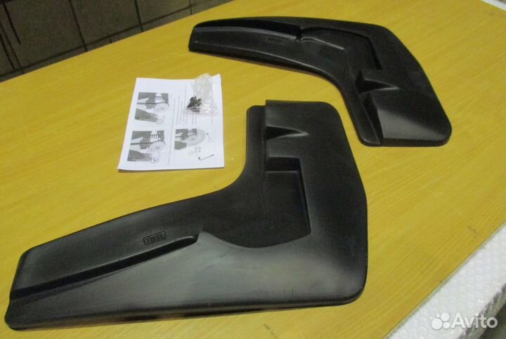 Брызговики передние Mercedes-Benz GL X166 AMG