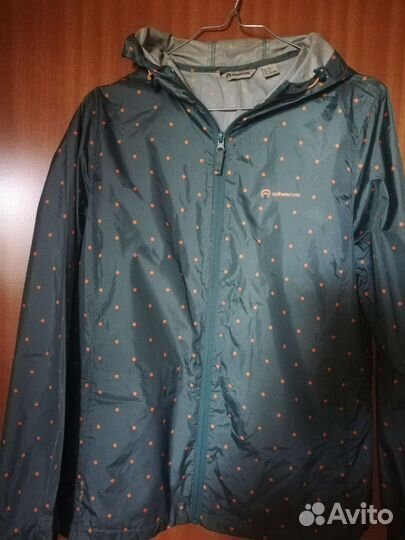 Ветровка для девочки