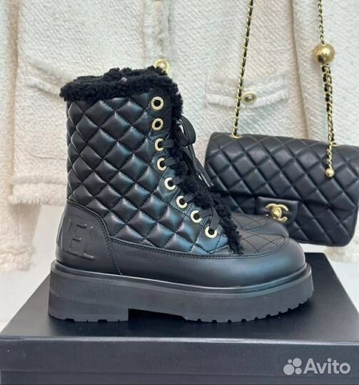 Сапоги chanel женская