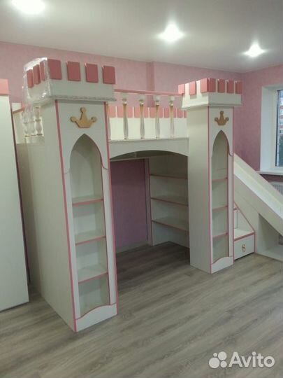 Двухъярусная кровать чердак Замок