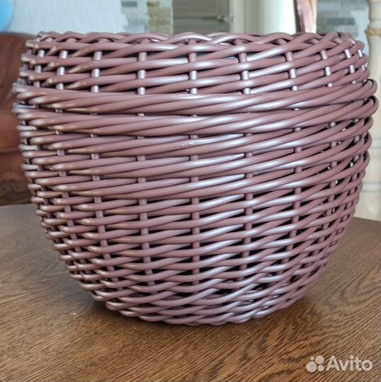 Корзина плетеная