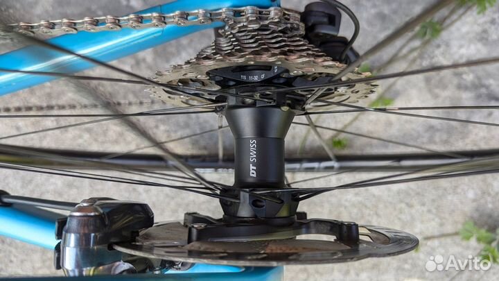 Canyon Ultimate CF SL 8 Disc Di2