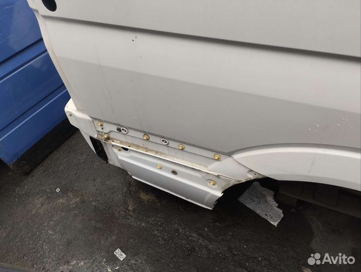 Четверть mercedes sprinter w906