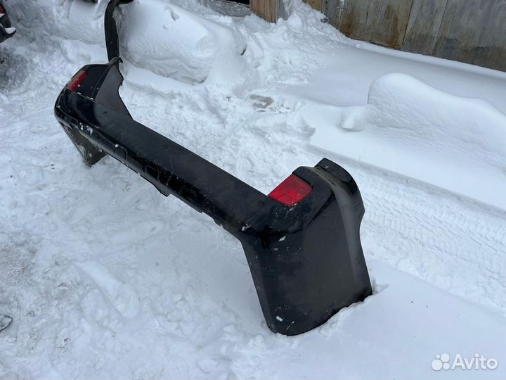 Бампер задний на lexus LX570 2011