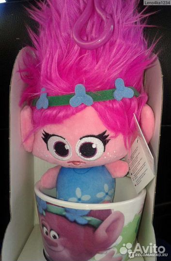 Игрушка в кружке